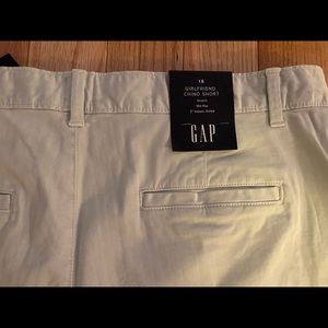 Gap girlfriend chino short womens size 16